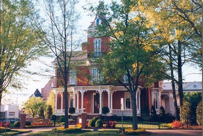 The Historic Dodd Hinsdale House