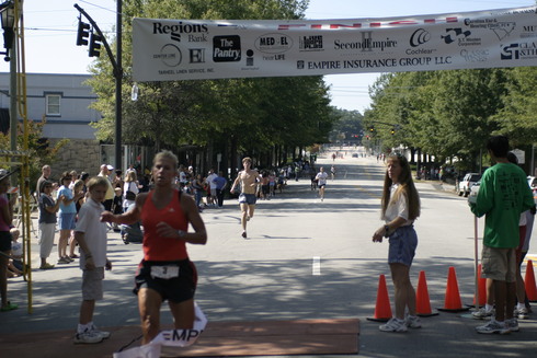 2006 Female Winner of Second Empire 5K Classic, Beth Green